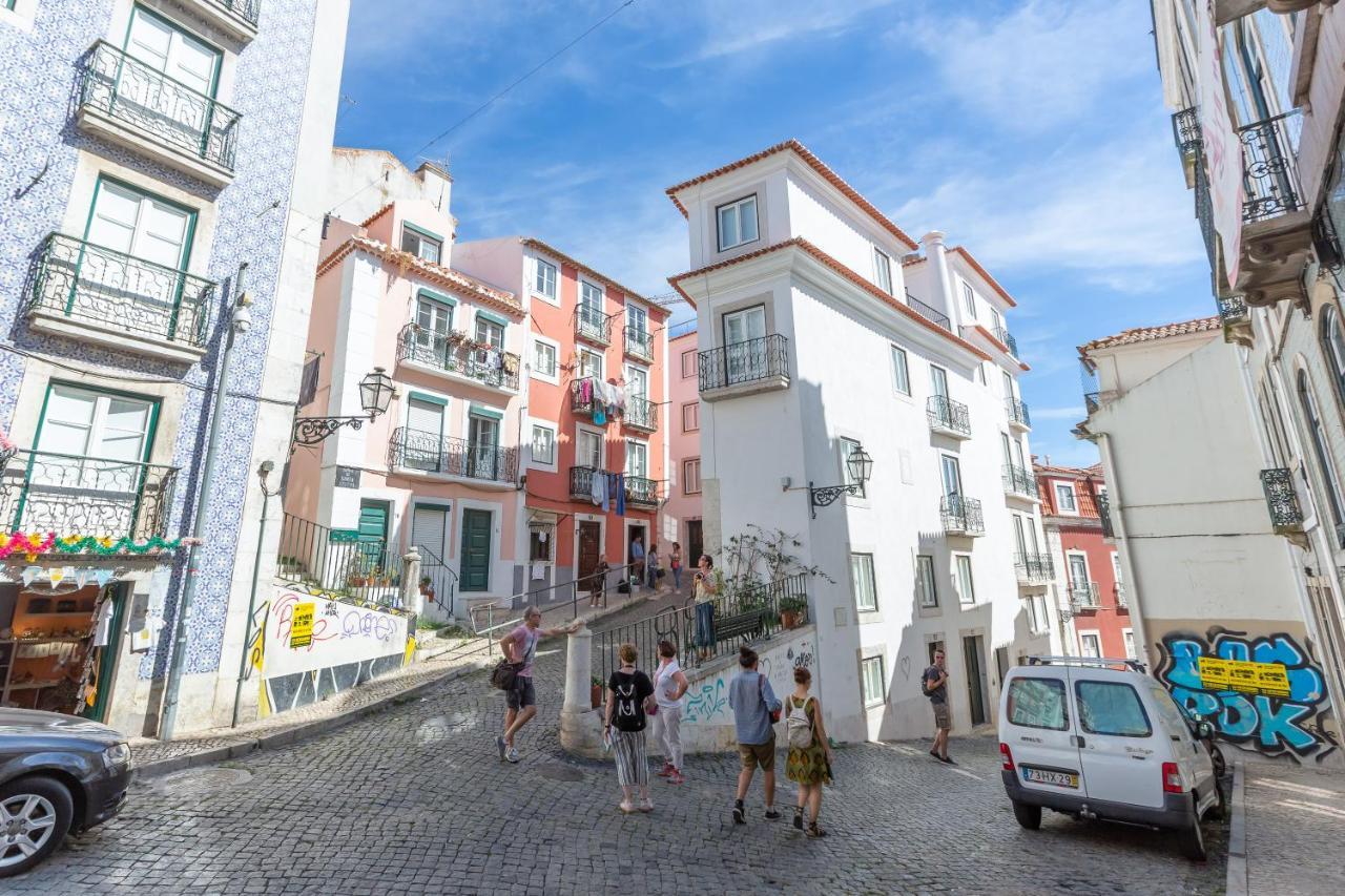 Typical Alfama Apartment, By Timecooler Lisboa Dış mekan fotoğraf